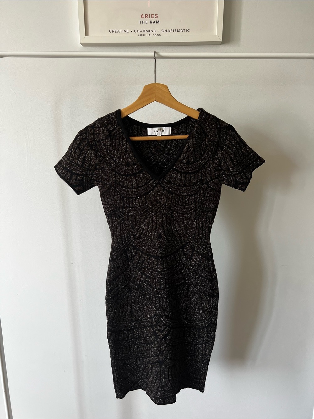 John + Jenn Black Short Sleeve V-Neck Mini Dress